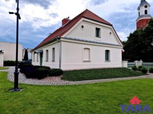 Dwór w centrum Żnina na sprzedaż — zdjęcie 5